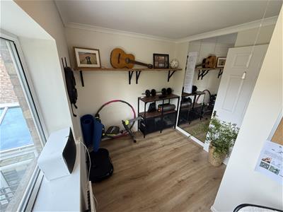 Picture 10